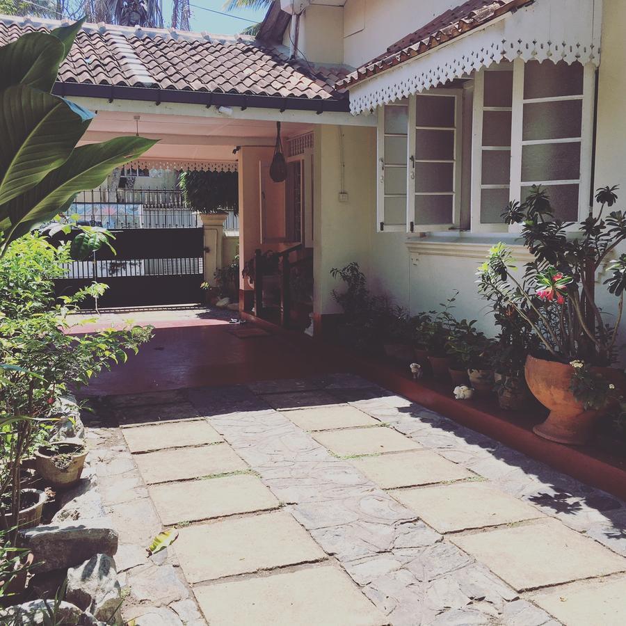 Charming Homestay By The Beach Dehiwala-Mount Lavinia Exteriér fotografie